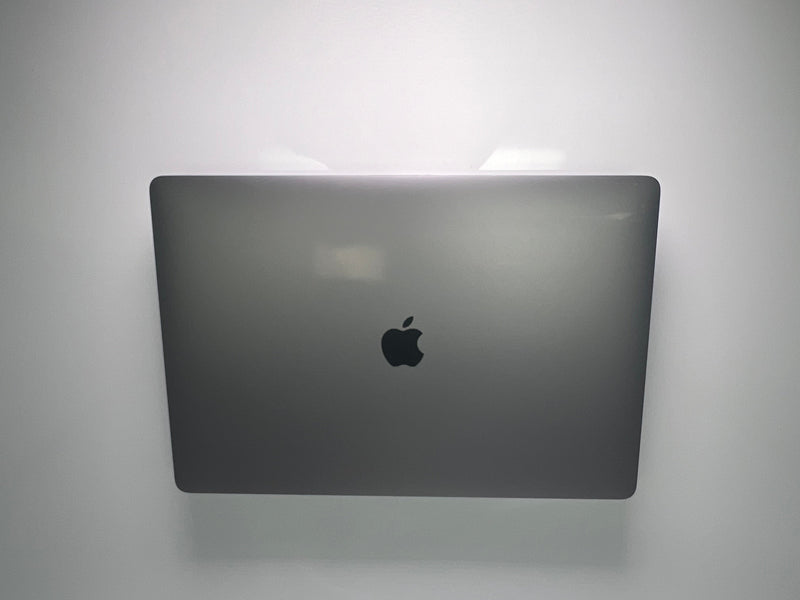 MacBook Pro de 16 pulgadas de Apple 2019: procesador i9 de 2,3 GHz, 16 GB de RAM, SSD de 1 TB, memoria 5500 Mb, color gris espacial