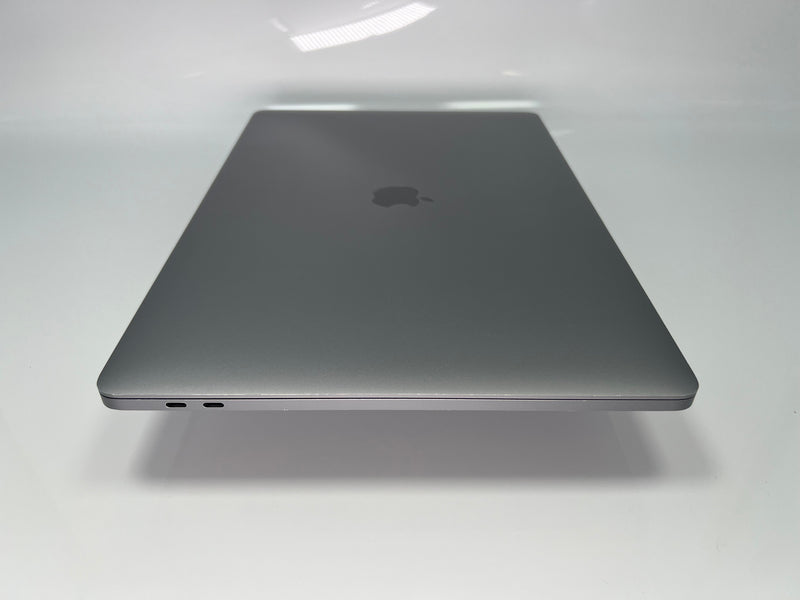 MacBook Pro (2019) 16 pulgadas - 2,4 GHz Core i9 - 5600M - 64 GB - SSD de 8 TB - Gris espacial