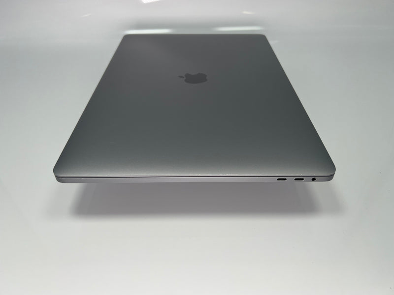 MacBook Pro (2019) 16 pulgadas - 2,4 GHz Core i9 - 5600M - 64 GB - SSD de 8 TB - Gris espacial