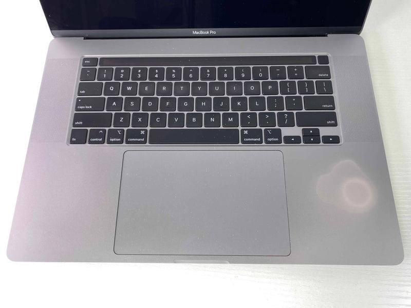 MacBook Pro (2019) 16 pulgadas - 2,4 GHz Core i9 - 5600M - 32 GB - SSD de 2 TB - Gris espacial