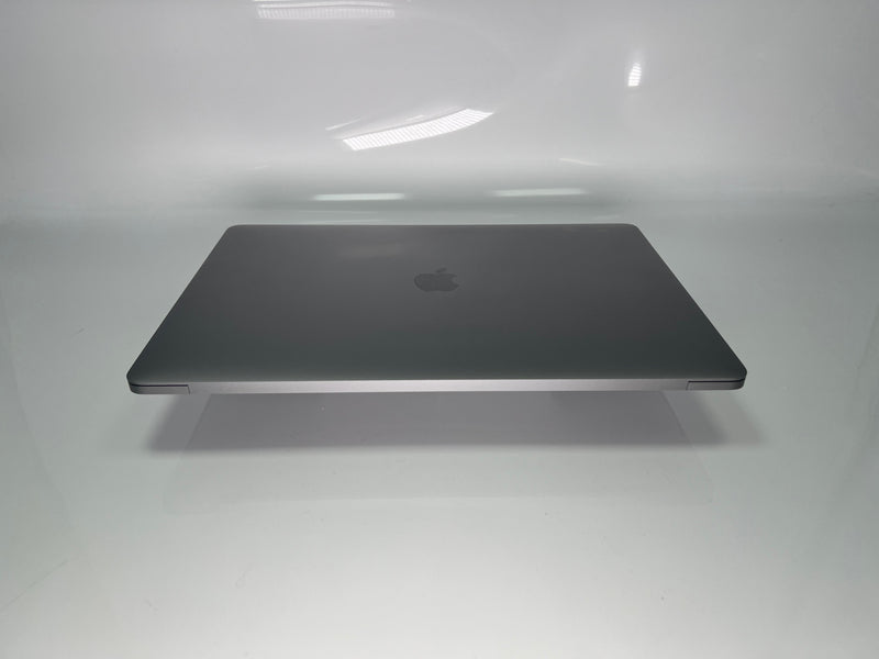 MacBook Pro (2019) 15 pulgadas - Core i9 de 2,3 GHz - 560X - 16 GB de RAM - SSD de 512 GB - Teclado chino