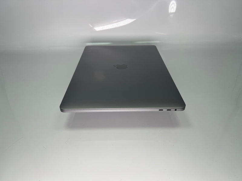 MacBook Pro (2019) 15 pulgadas - Core i9 de 2,3 GHz - 560X - 16 GB de RAM - SSD de 512 GB - Teclado chino