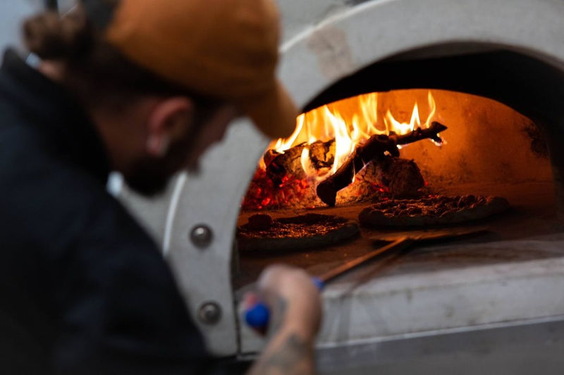 Horno de ladrillos Chicago - Kit de bricolaje CBO 1000 | Horno de leña para pizza | Llévelo al máximo | Superficie de cocción de 53" x 39"