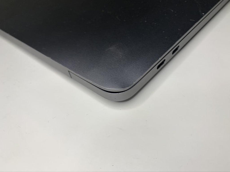 MacBook Pro de 15 pulgadas Apple, 2,6 GHz, i7 (2018), Touchbar A1990