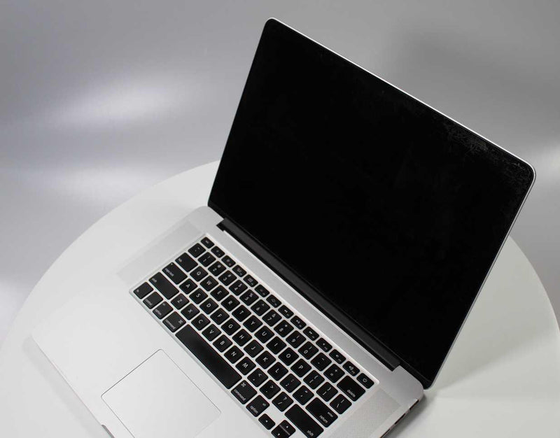 Apple MacBook Pro 15 pulgadas 2013 2.6 GHz Core i7 16 GB RAM GPU dual (especial por desgaste) 