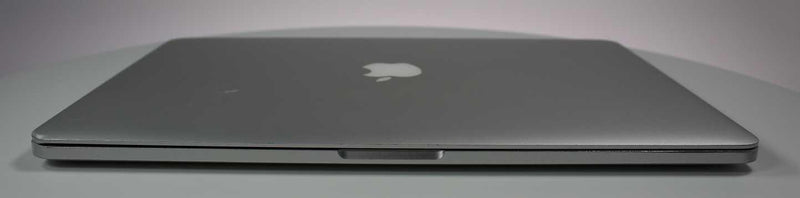 Apple MacBook Pro 15 pulgadas 2013 2.6 GHz Core i7 16 GB RAM GPU dual (especial por desgaste) 