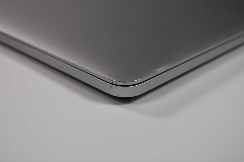 Apple MacBook Pro 15 pulgadas 2013 2.6 GHz Core i7 16 GB RAM GPU dual (especial por desgaste) 