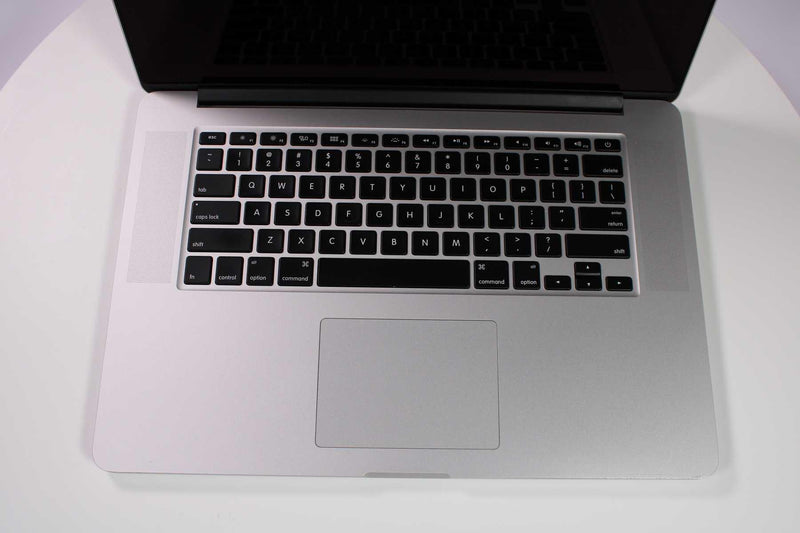 Apple MacBook Pro 15 pulgadas 2013 2.8 GHz Core i7 16 GB RAM GPU dual (especial por desgaste) 