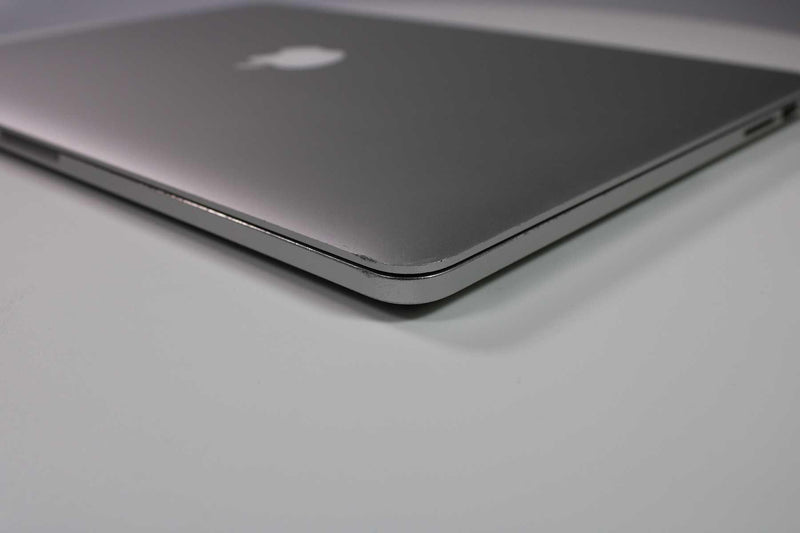 Apple MacBook Pro 15 pulgadas 2013 2.8 GHz Core i7 16 GB RAM GPU dual (especial por desgaste) 