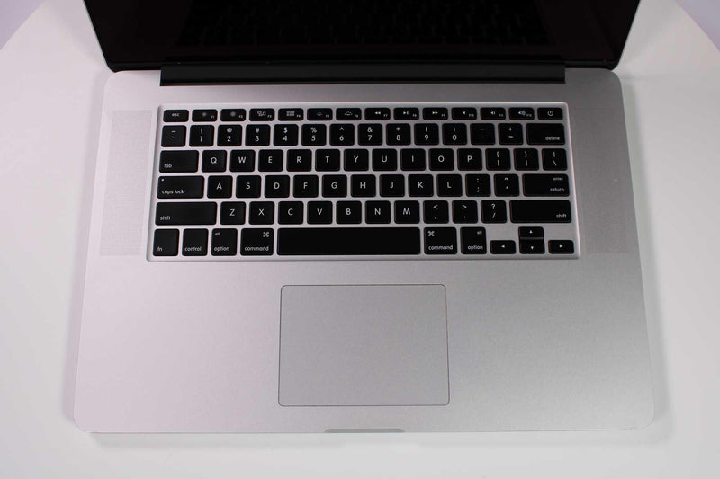 Apple MacBook Pro 15 pulgadas 2013 2.8 GHz Core i7 16 GB RAM GPU dual (especial por desgaste) 