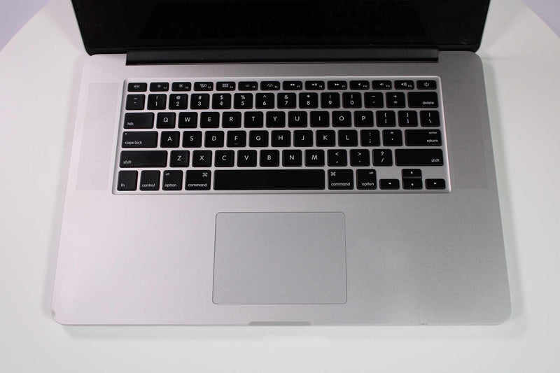 Apple MacBook Pro 15 pulgadas 2013 2.8 GHz Core i7 16 GB RAM GPU dual (especial por desgaste) 