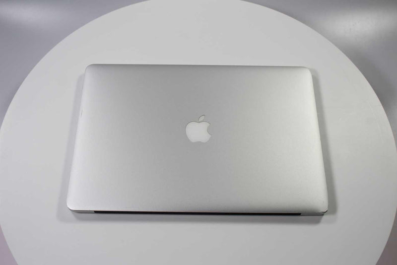 Apple MacBook Pro 15 pulgadas 2013 2.8 GHz Core i7 16 GB RAM GPU dual (especial por desgaste) 