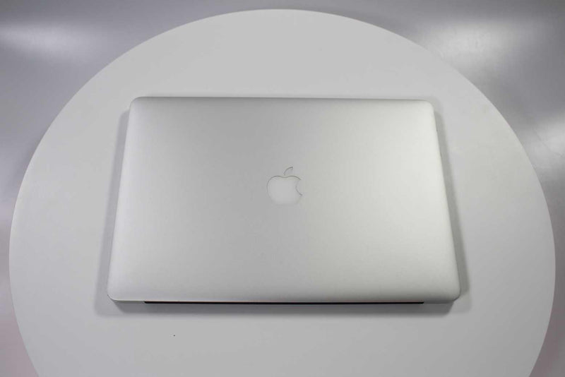 Apple MacBook Pro 15 pulgadas 2014 2.2 GHz Core i7 15" 16 GB RAM Gráficos integrados (especial por desgaste) 