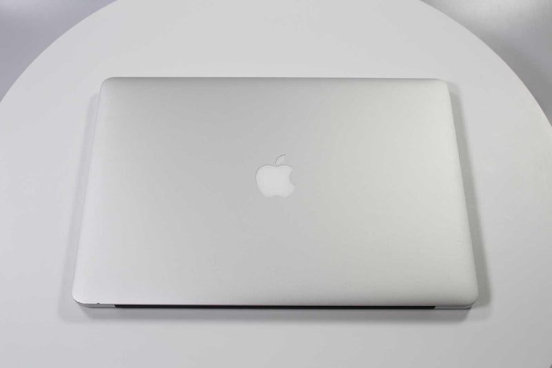 Apple MacBook Pro 15 pulgadas 2014 2.5 GHz Core i7 15" 16 GB RAM Tarjeta gráfica dual (especial por desgaste)