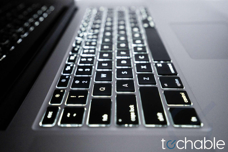 MacBook Pro (mediados de 2015) de 15 pulgadas, procesador Core i7 (DG) de 2,8 GHz, 16 GB de RAM, SSD de 1 TB 