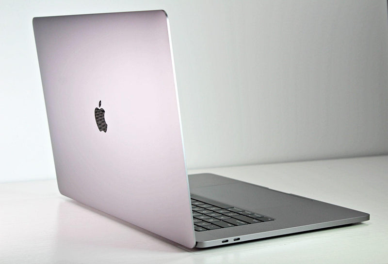 MacBook Pro (2019) 16 pulgadas - 2,4 GHz Core i9 - 5500M - 32 GB RAM - 2 TB SSD - Teclado francés Batería como nueva