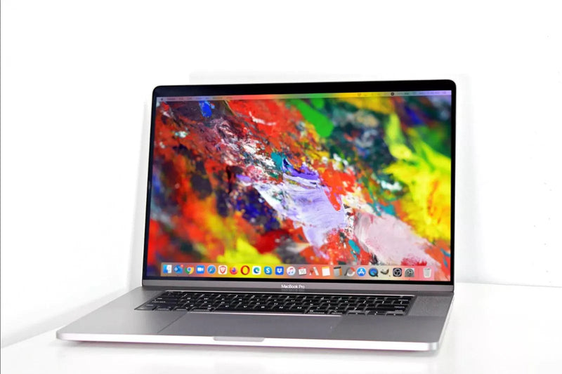 MacBook Pro de Apple 2019 de 16 pulgadas, i7 a 2,6 GHz, 16 GB de RAM, SSD de 512 GB, teclado japonés AMD 5300M 