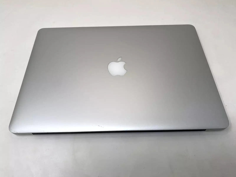 2015 Apple MacBook Pro 15-inch i7 2.5GHz – 16GB RAM 512GB SSD AMD Radeon R9 M370X Space Grey