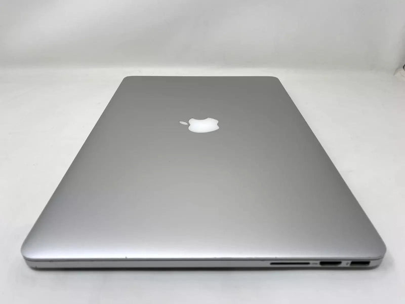 2015 Apple MacBook Pro 15-inch i7 2.5GHz – 16GB RAM 512GB SSD AMD Radeon R9 M370X Space Grey