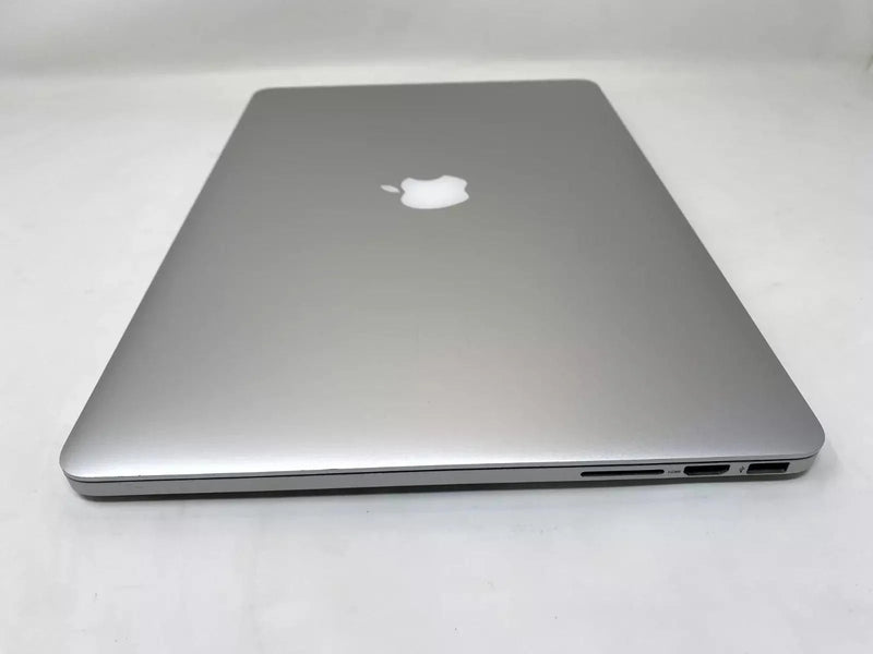 2015 Apple MacBook Pro 15-inch i7 2.5GHz – 16GB RAM 512GB SSD AMD Radeon R9 M370X Silver