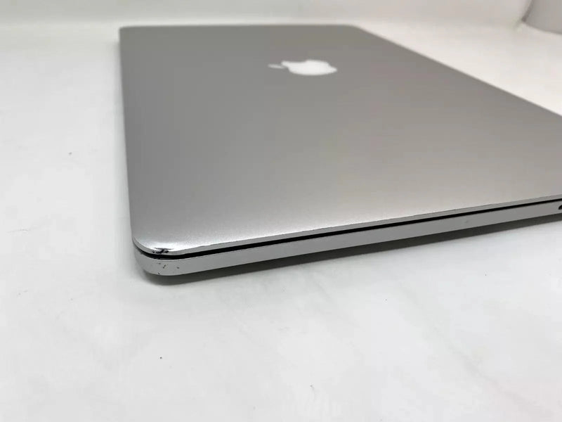 2015 Apple MacBook Pro 15-inch i7 2.5GHz – 16GB RAM 128GB SSD AMD Radeon R9 M370X Silver (FOR PARTS ONLY)