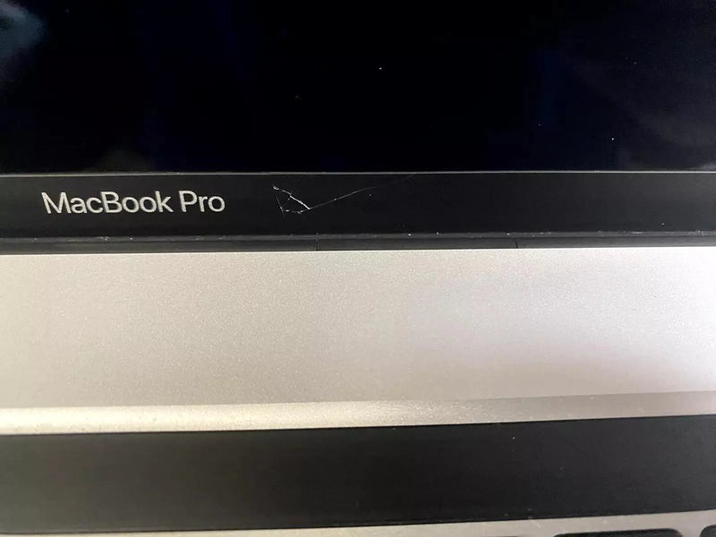 2019 MacBook Pro 16-inch 2.4GHz i9 – 32GB RAM 2TB SSD | Radeon Pro 5500M 8GB Silver